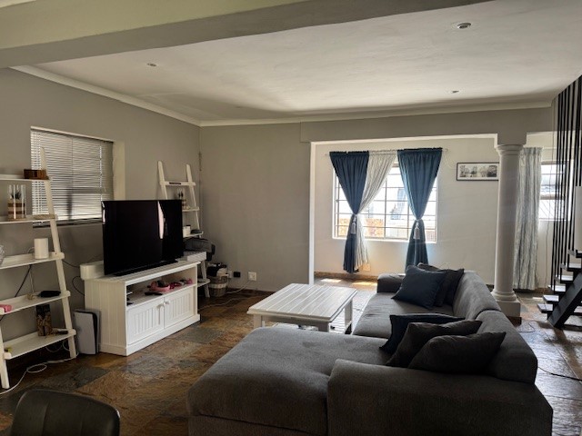 4 Bedroom Property for Sale in Humerail Eastern Cape